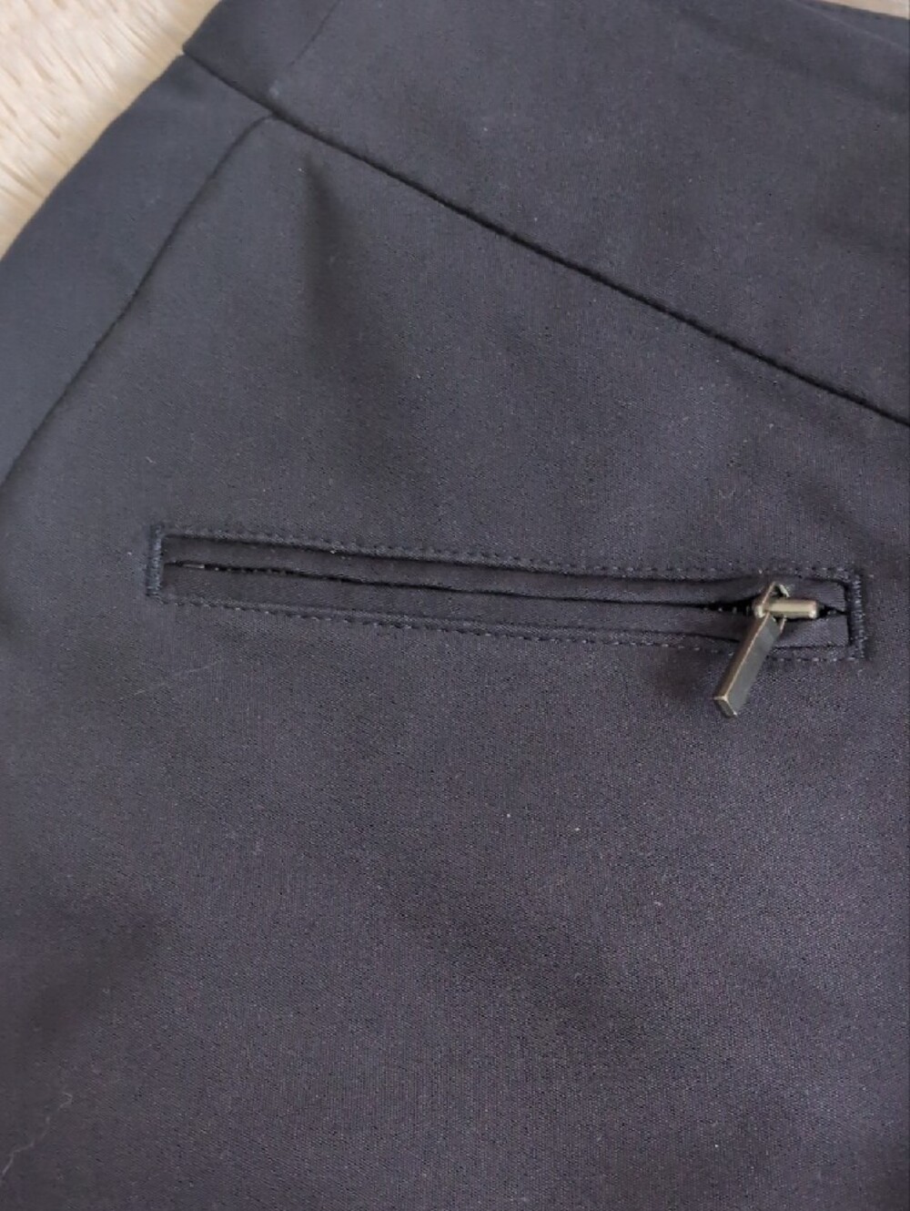 Ann Taylor Straight-Leg Navy Pull-On Pants - Picture 4 of 6